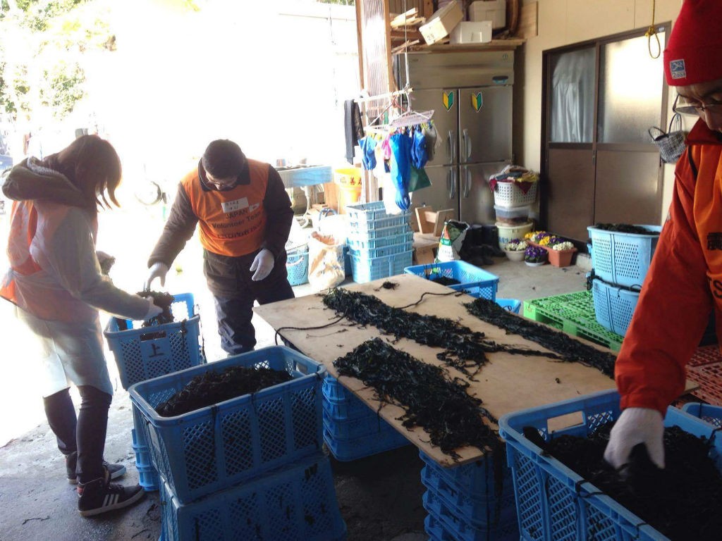 一般社団法人つながりの3月11日に行われた「捜索ボランティア・法要」の捜索ダイビングのお手伝いに参加してきました。